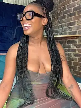 Snapshot of Ass-Queen chatting on September 11, 7:25 pm Ass-Queen online show from September 11, 7:25 pm