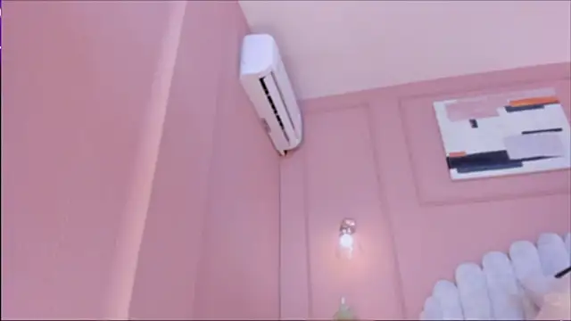 Snapshot of lia_ass_ chatting on January 26, 10:45 am lia ass online show from January 26, 10:45 am