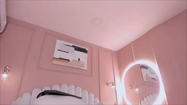 Snapshot of lia_ass_ chatting on September 12, 10:48 am lia ass online show from September 12, 10:48 am