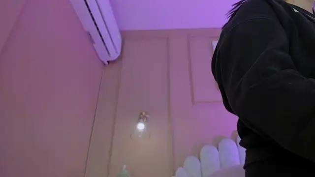 Snapshot of lia_ass_ chatting on November 29, 11:02 am lia ass online show from November 29, 11:02 am