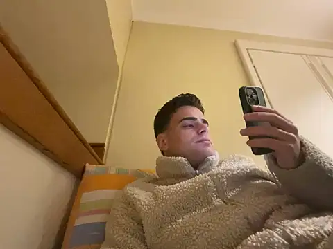 cubalibre02 online show from November 27, 9:17 pm