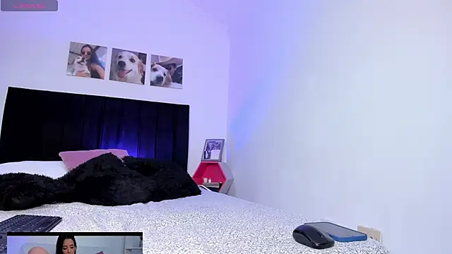 Snapshot of ImBlackEyes chatting on December 7, 12:41 am ImBlackEyes online show from December 7, 12:41 am