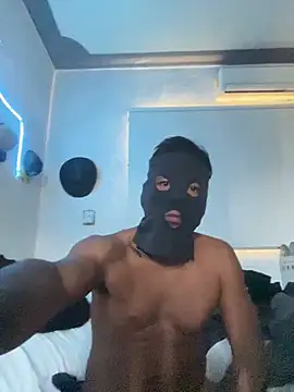 Snapshot of Capxxx chatting on November 19, 7:25 pm Capxxx online show from November 19, 7:25 pm