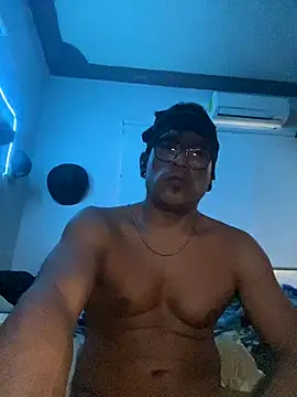 Snapshot of Capxxx chatting on November 27, 1:24 pm Capxxx online show from November 27, 1:24 pm