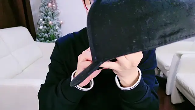 Snapshot of pako60_pako60 chatting on December 22, 2:49 pm pako60 pako60 online show from December 22, 2:49 pm