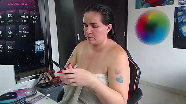 Snapshot of davianath chatting on January 8, 7:13 pm davianath online show from January 8, 7:13 pm