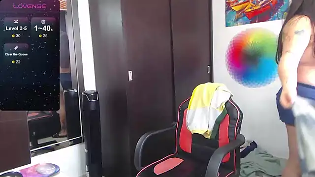 Snapshot of davianath chatting on March 15, 2:23 pm davianath online show from March 15, 2:23 pm