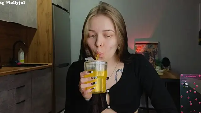 doll lol  online show from March 3, 7:28 pm