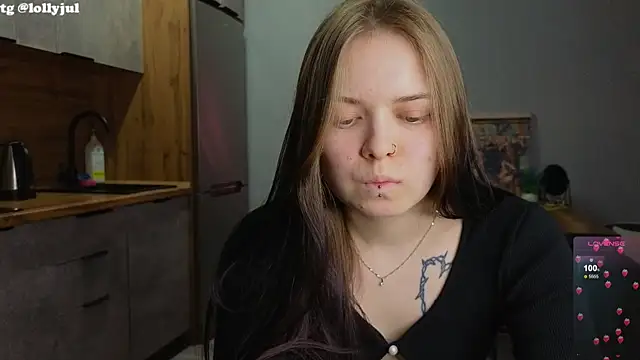 doll lol  online show from March 3, 10:31 pm