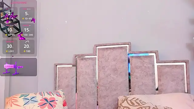 GabyyJones online show from February 16, 11:49 am