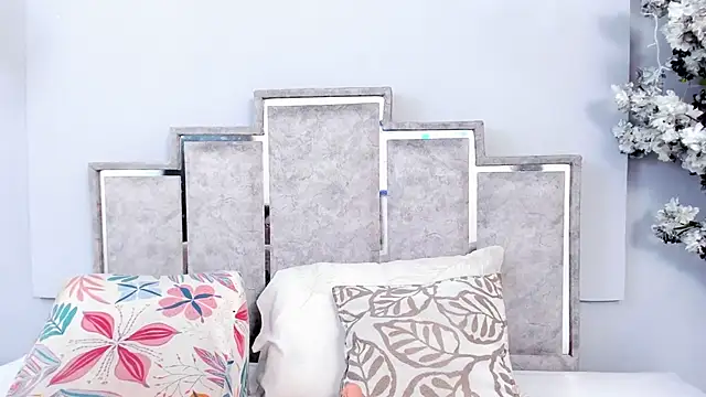 GabyyJones online show from March 21, 11:44 am