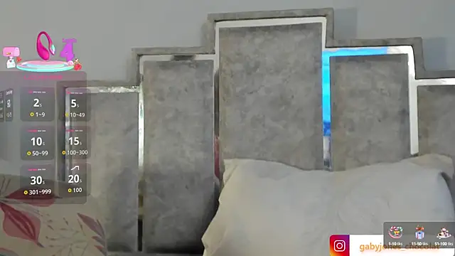 GabyyJones online show from September 19, 11:44 am