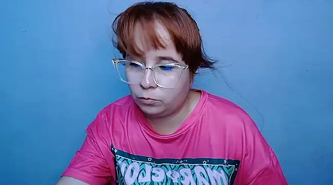 Snapshot of SubLayla01 chatting on February 1, 6:08 pm SubLayla01 online show from February 1, 6:08 pm