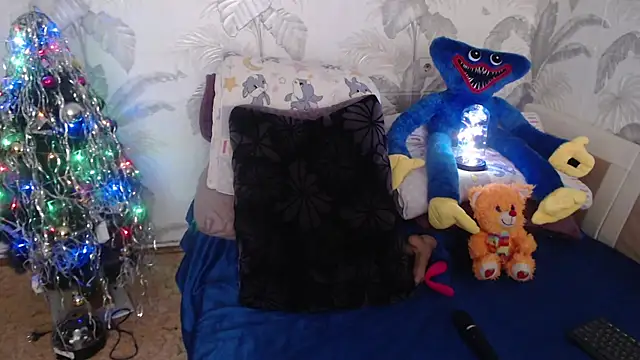 CamDiva113 online show from January 4, 7:34 am