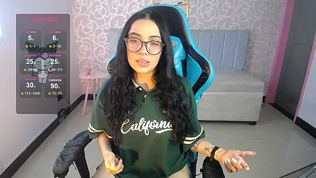 ninfa1 ch online show from January 24, 9:47 pm