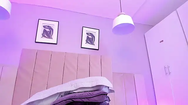 April bowie online show from February 6, 3:09 pm