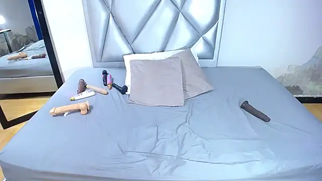 exotic karmella online show from March 3, 11:35 pm