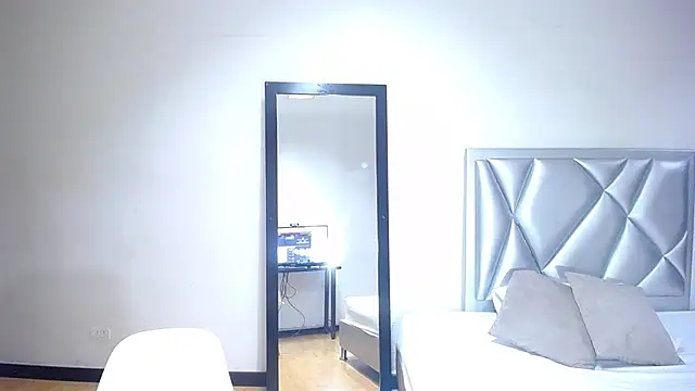 exotic karmella online show from March 11, 10:31 pm