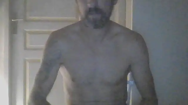 Snapshot of vinzz49 chatting on September 14, 4:22 am vinzz49 online show from September 14, 4:22 am