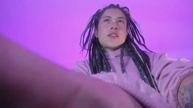 Hellen dumont online show from February 21, 2:28 am