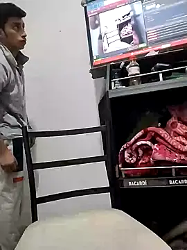 Flaquito pitudo online show from December 22, 1:55 am