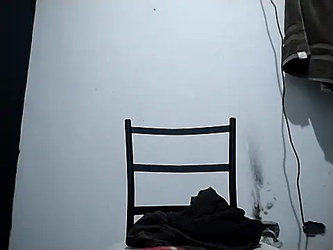 Flaquito pitudo online show from January 2, 11:31 am