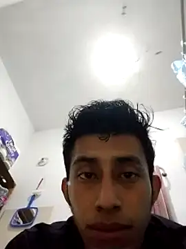 Flaquito pitudo online show from January 15, 4:47 am