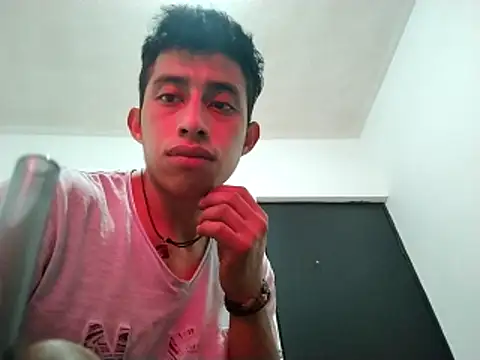 Flaquito pitudo online show from March 2, 10:59 pm