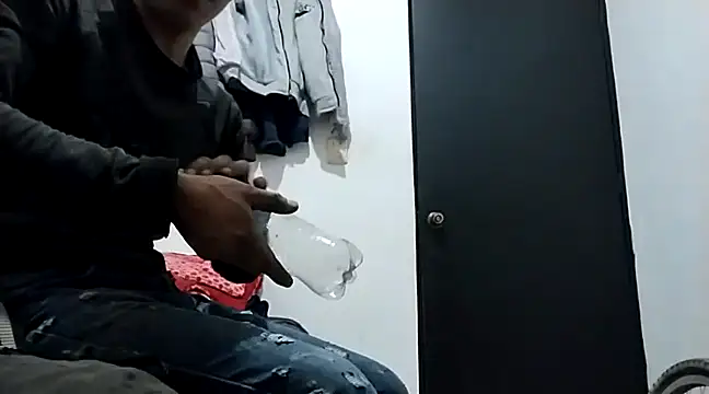 Flaquito pitudo online show from March 11, 3:16 am