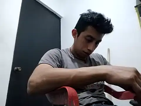 Flaquito pitudo online show from March 12, 2:20 am