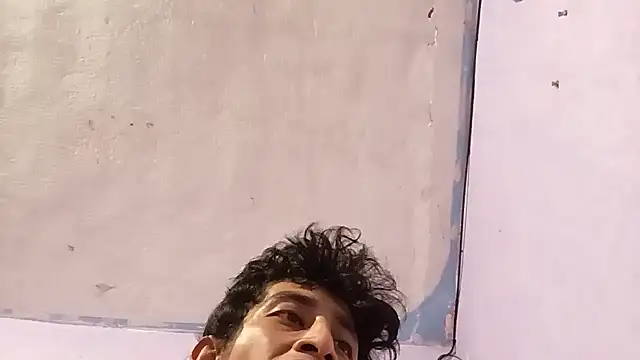 Flaquito pitudo online show from September 12, 2:55 am