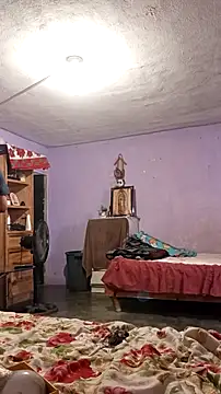 Flaquito pitudo online show from October 1, 8:37 pm