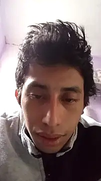 Flaquito pitudo online show from December 14, 5:29 pm