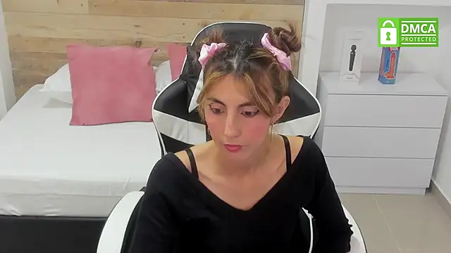 candy summer28 online show from September 12, 7:14 pm