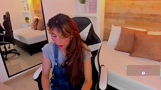 candy summer28 online show from November 22, 7:02 pm