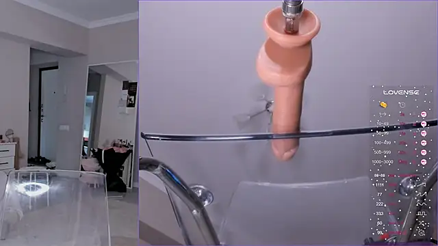 Snapshot of jane_sui chatting on September 24, 2:37 am jane sui online show from September 24, 2:37 am