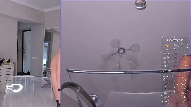 Snapshot of jane_sui chatting on October 15, 2:33 am jane sui online show from October 15, 2:33 am