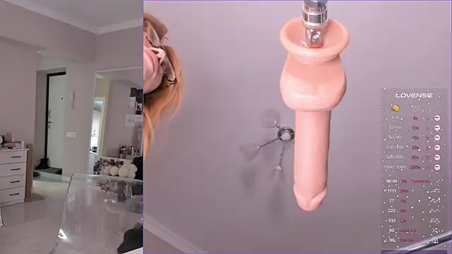 Snapshot of jane_sui chatting on October 28, 5:22 am jane sui online show from October 28, 5:22 am