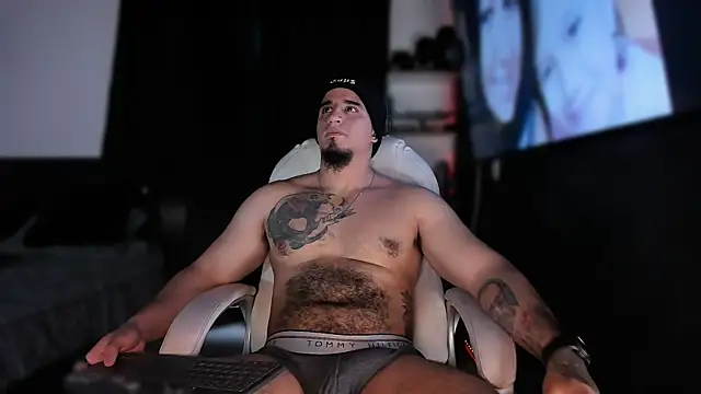 kingbear777 online show from December 24, 6:17 pm