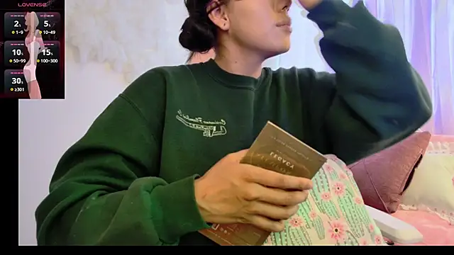 Ag4ta  online show from February 7, 9:26 pm