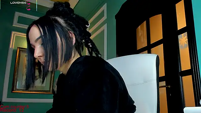 1Munique online show from January 18, 9:55 pm