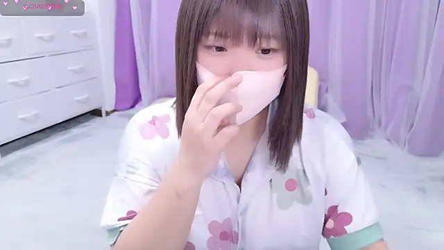 Snapshot of _mirai0917 chatting on February 2, 12:51 am mirai0917 online show from February 2, 12:51 am