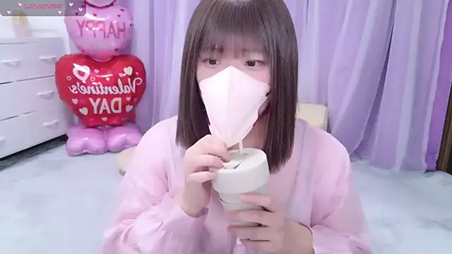 Snapshot of _mirai0917 chatting on February 8, 10:29 am mirai0917 online show from February 8, 10:29 am