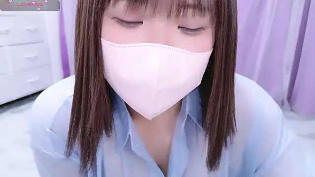 Snapshot of _mirai0917 chatting on March 4, 1:34 am mirai0917 online show from March 4, 1:34 am