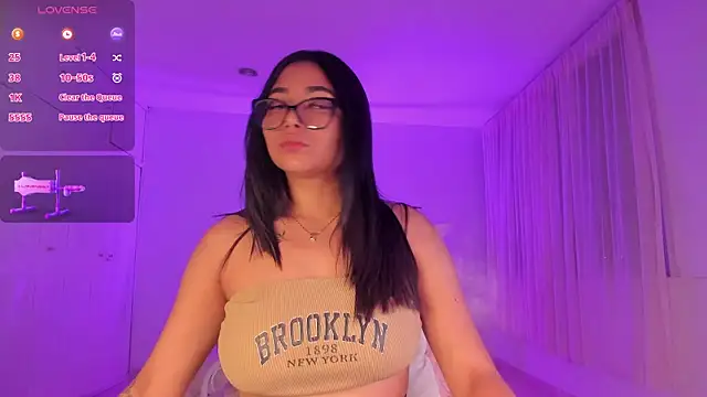 GenesisFernandez online show from December 5, 5:59 am