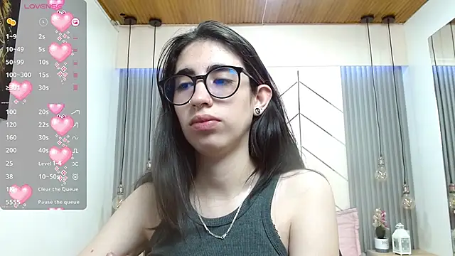 LenaRoses online show from December 18, 4:49 pm