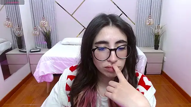 LenaRoses online show from September 8, 8:41 pm