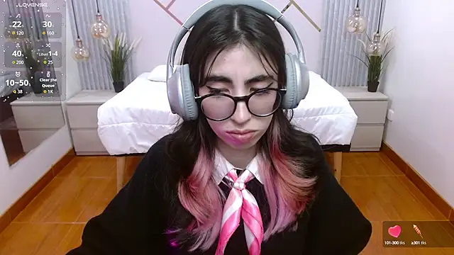 LenaRoses online show from September 18, 9:17 pm