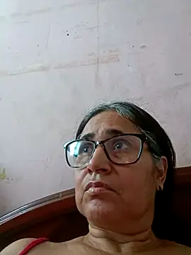  candi online show from February 28, 6:09 pm