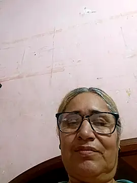  candi online show from September 20, 1:39 am